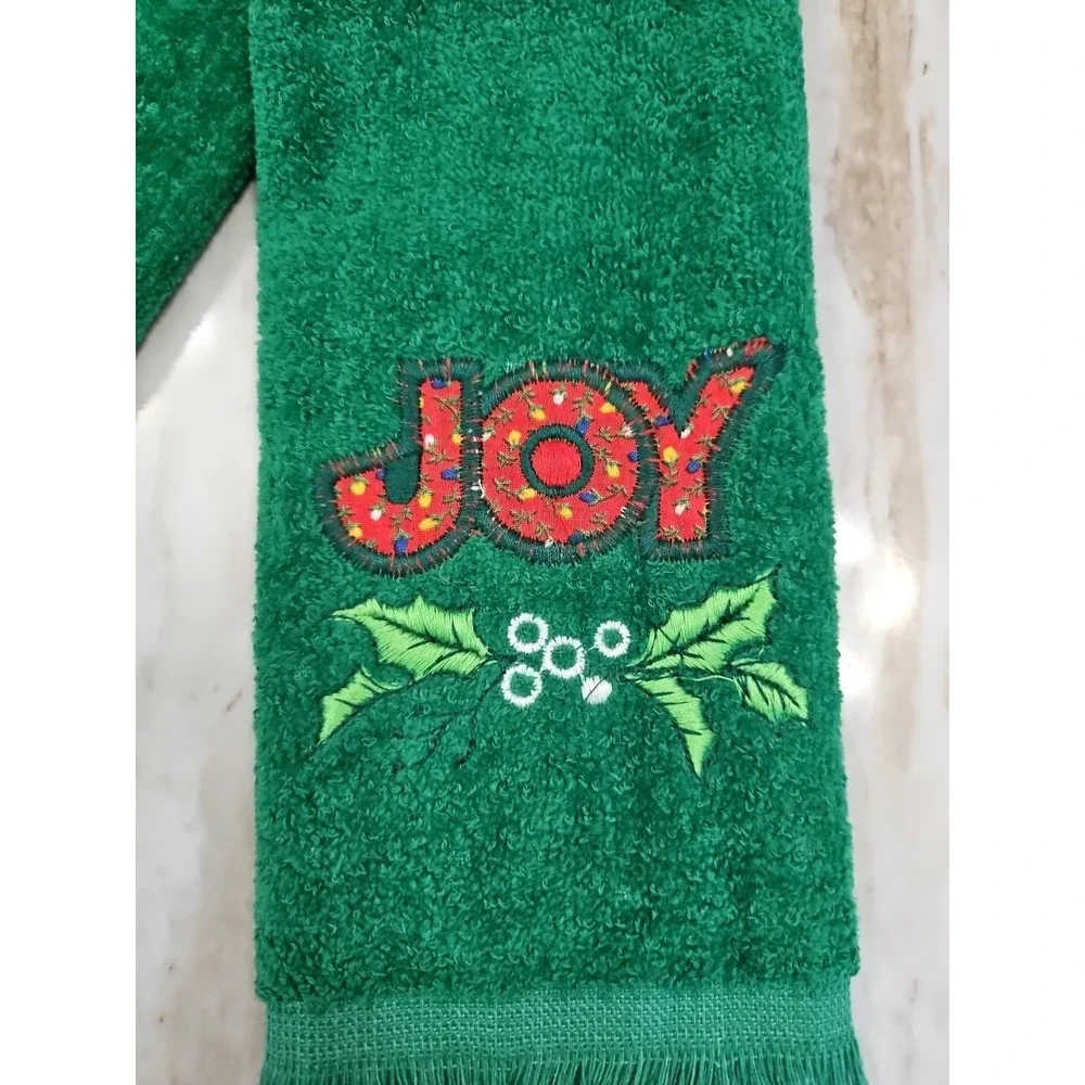 Two Vintage Cannon USA Embroidered Christmas Hand Towels Cotton Terry Fringe
